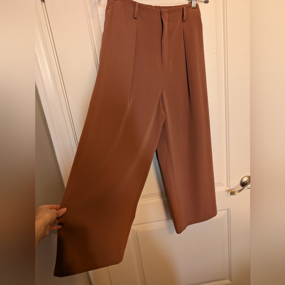 Uniqlo Wide Leg Pant